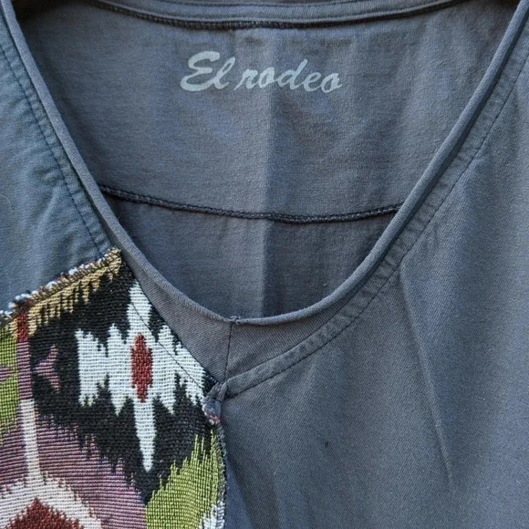 Asymmetrical  Top - Picture 6 of 10